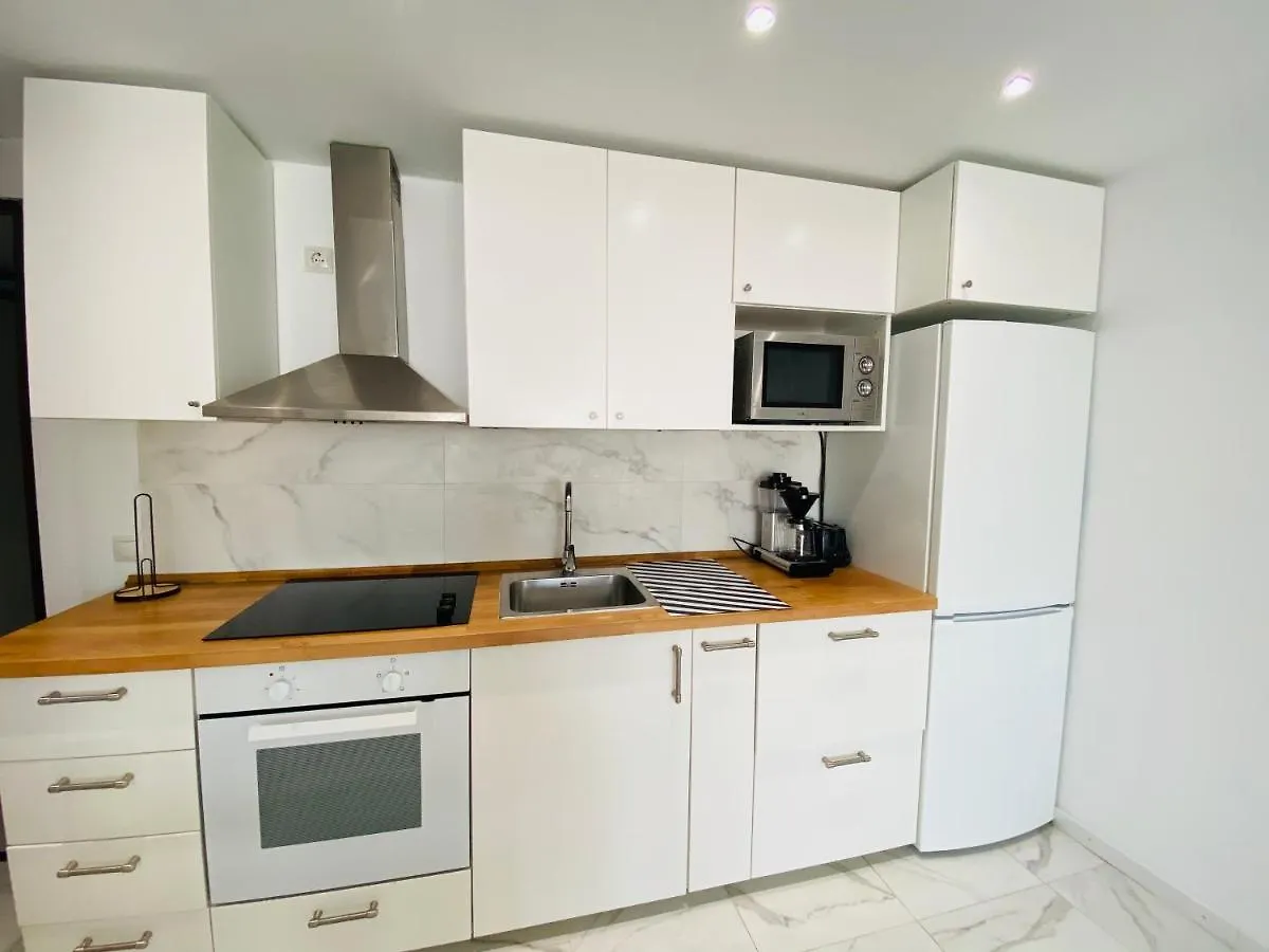 Fresh And Modern Delux Apartment In 1 Min From The Beach! Fuengirola