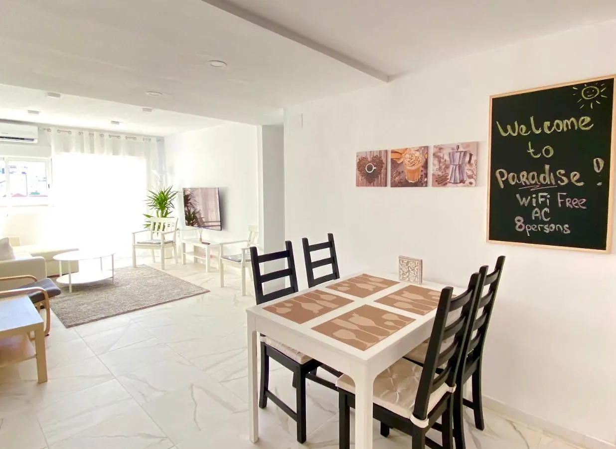 Fresh And Modern Delux Apartment In 1 Min From The Beach! 丰希罗拉